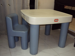 Toys4toddlers: Little Tikes table & chair