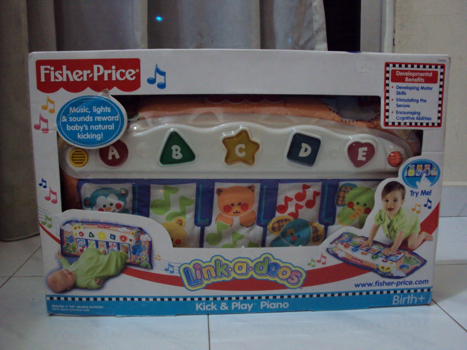 Toys4toddlers Fisher Price kick & play piano New