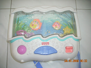 Toys4toddlers Fisher Price Ocean Wonders Aquarium Crib Toy
