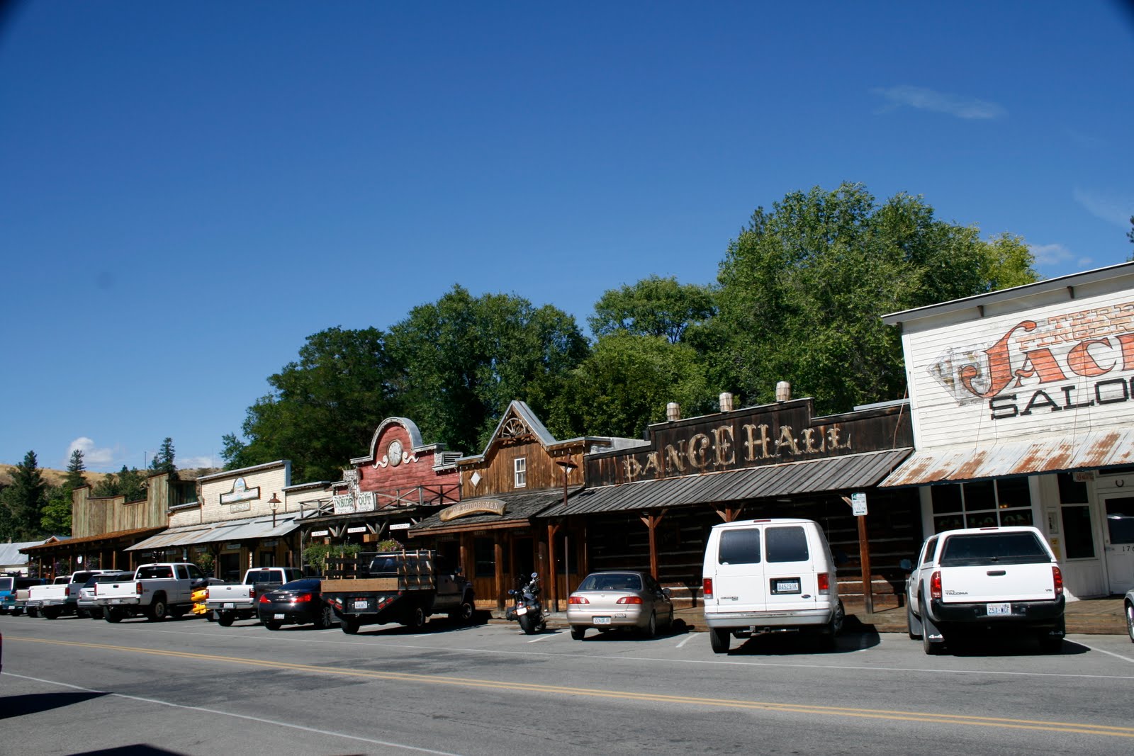 Yuki (and Brody's) RV Adventures Winthrop, WA and North Cascades