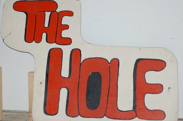 [hole.jpg]
