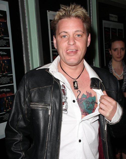 DR. INFRASER Homenaje Corey Haim.