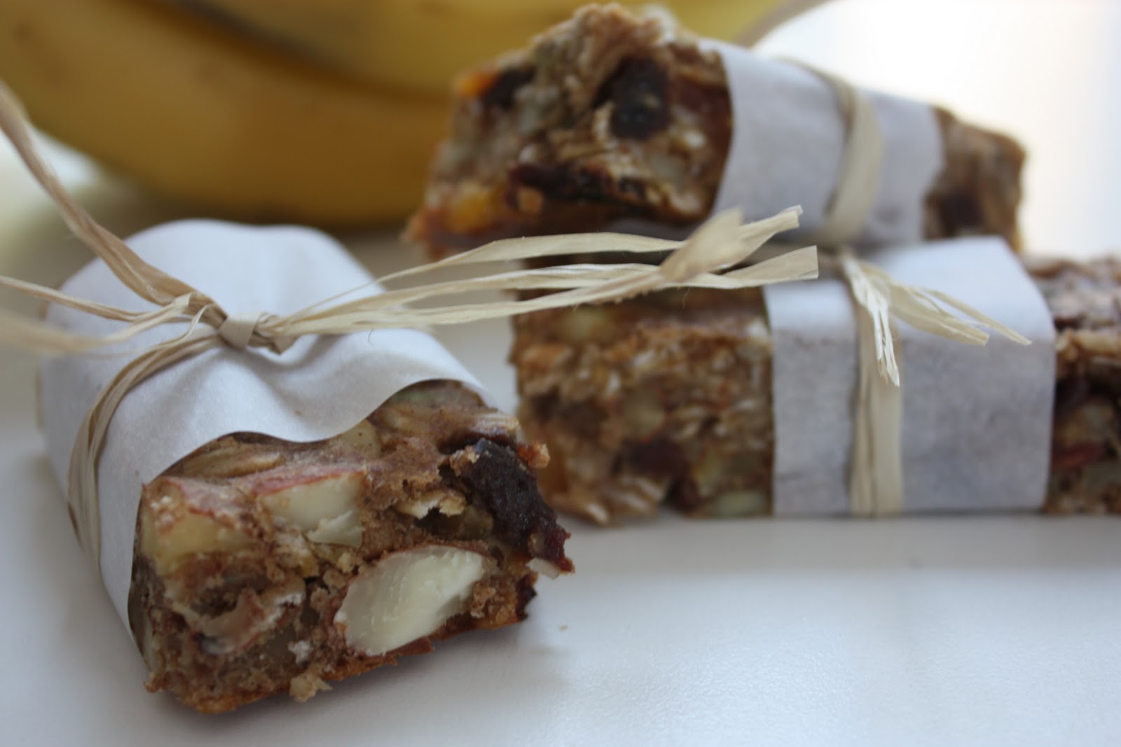 Mama Manifesto Almond Butter Breakfast Bars