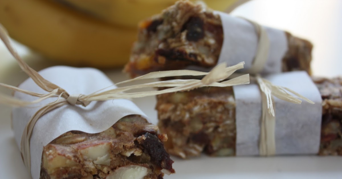 Mama Manifesto Almond Butter Breakfast Bars