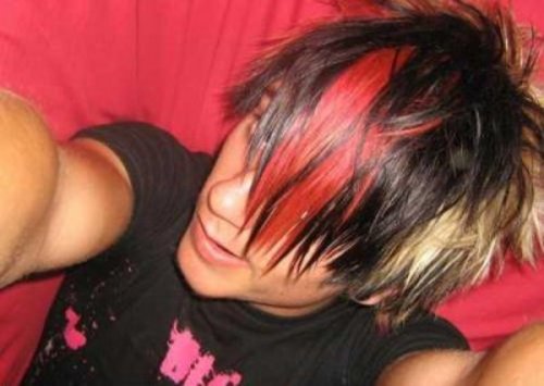 Red-Black layered hair with one red streak at the side/fringe.