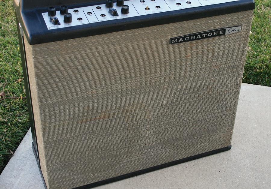 Craigslist Vintage Guitar Hunt 1966 Magnatone M15 in fresno for 400