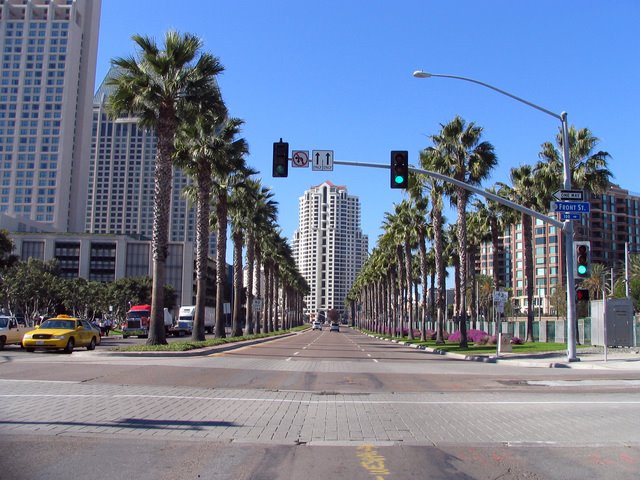 [harbor_drive.JPG]