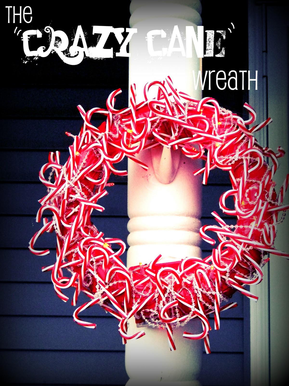 So I did. I debated the style of this wreath long and hard. On one side