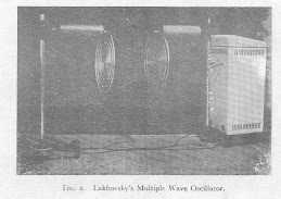 Oscilador de Onda Multiple de Lakovsky.