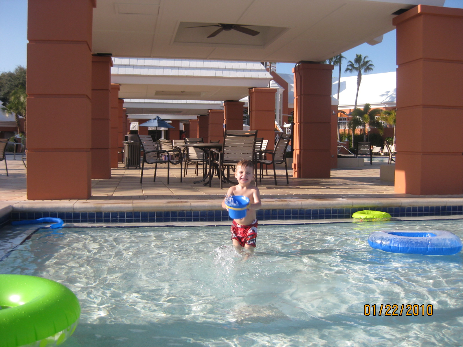 [Derek+pool.jpg]