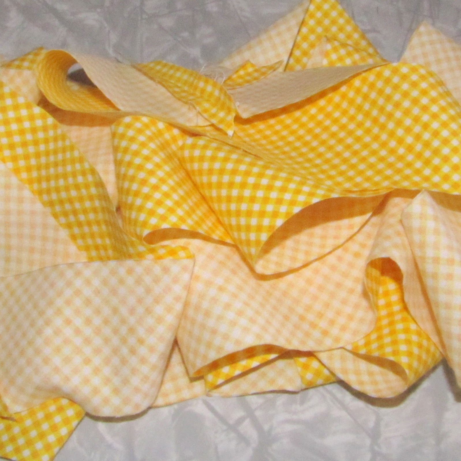 Summerstead From Fat Quarter to 5 Yards! Bias Tape Tutorial