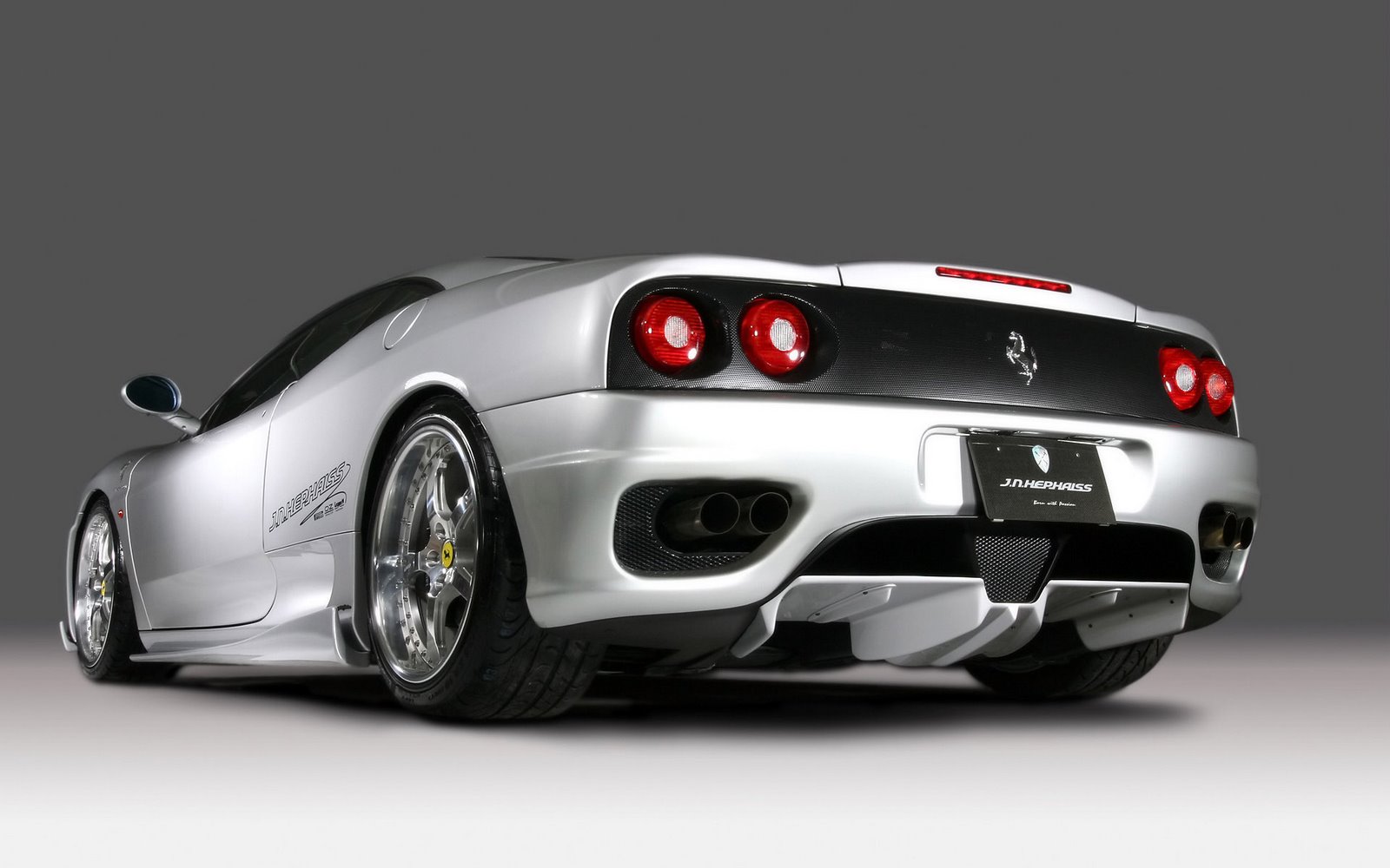 [Ferrari+(1).jpg]