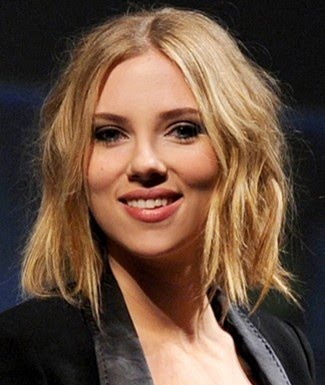 scarlett johansson haircut 2010. scarlett johansson haircut.