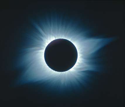 [SolarEclipse.jpg]