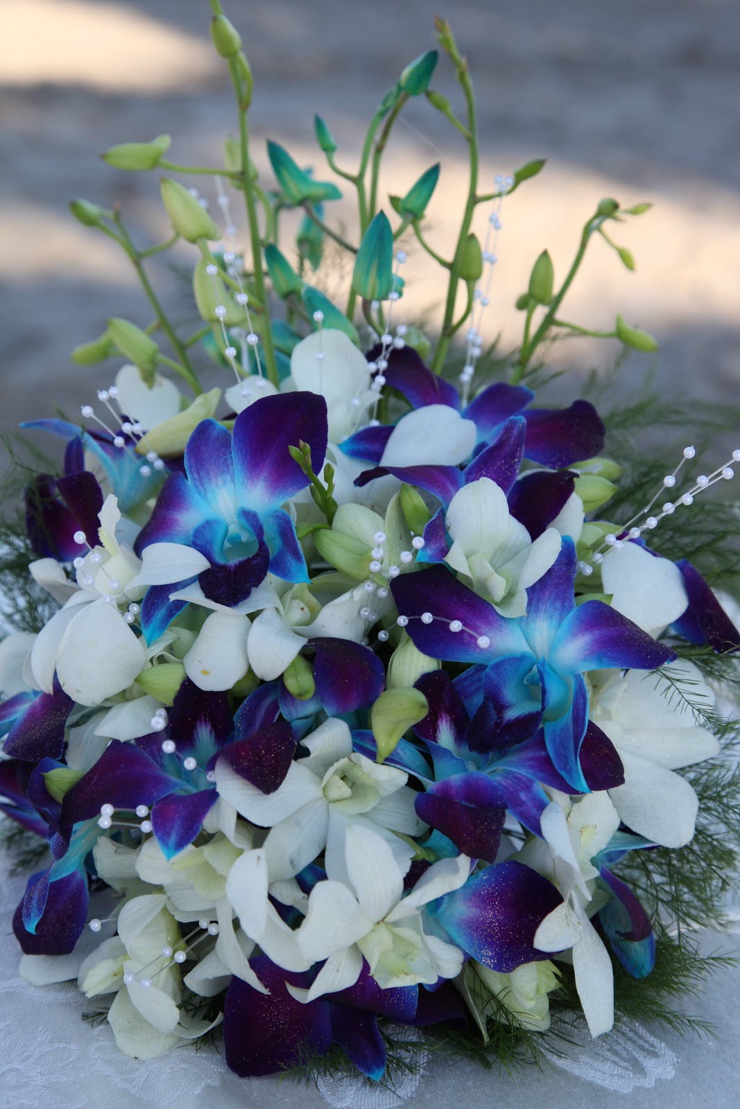 decorative flowers Blue wedding flowers, Wedding flower arrangements
