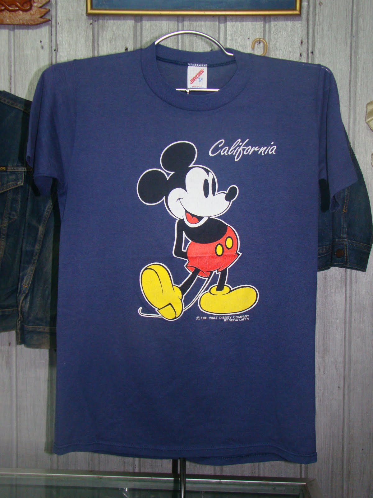 baju mickey vintage
