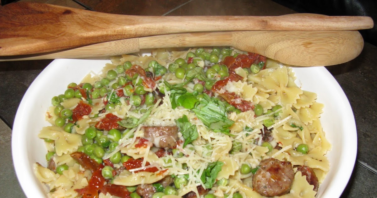 In The Vossen Kitchen Giada's Sausage, Artichoke & SunDried Tomato Pasta