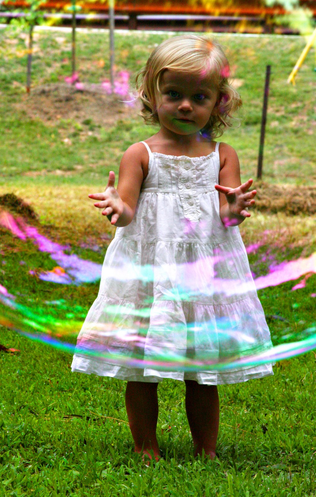 [Reese+in+bubble.jpg]