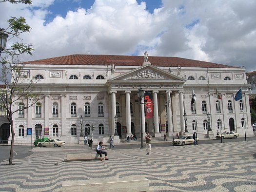 [Teatro+D.Maria+II.bmp]