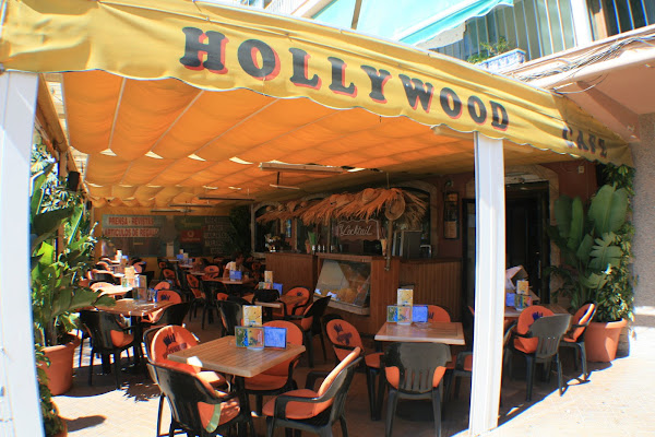 BAR HOLLYWOOD