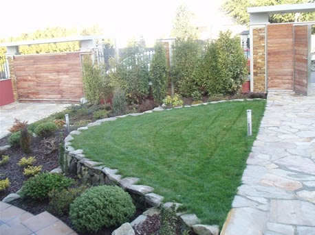 Plantas y jardineria: Césped macizos y rocallas