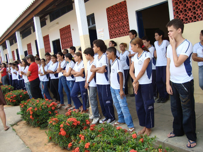 ESCOLA DE ENSINO FUNDAMENTAL II EMÍLIA FREITAS