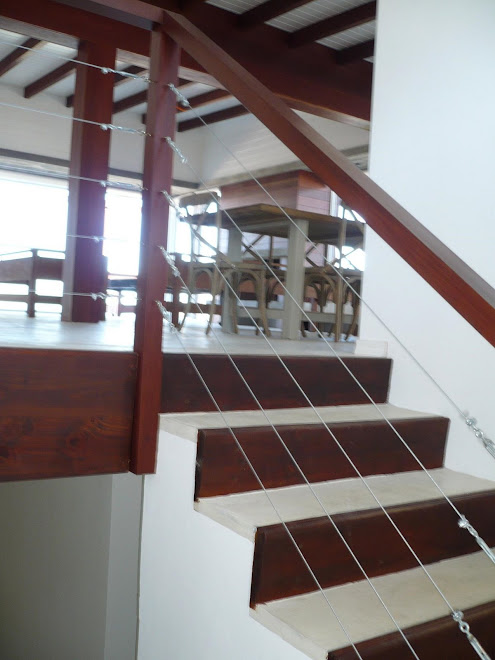 Detalle de escalera interior (medio nivel)