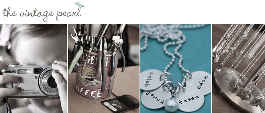 [blogheadernew12-09.jpg]