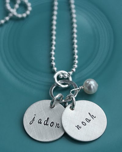 [names+on+a+ring.jpg]