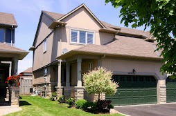 Daniels Built Semi - Levi Creek