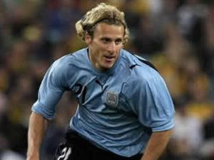 Liverpool will bring Diego Forlan