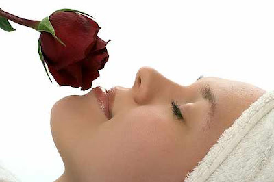 http://3.bp.blogspot.com/_zQj475e1CrI/TFoVS8vT7pI/AAAAAAAACpc/mUh8O9TMoLc/s1600/aroma-therapy.jpg