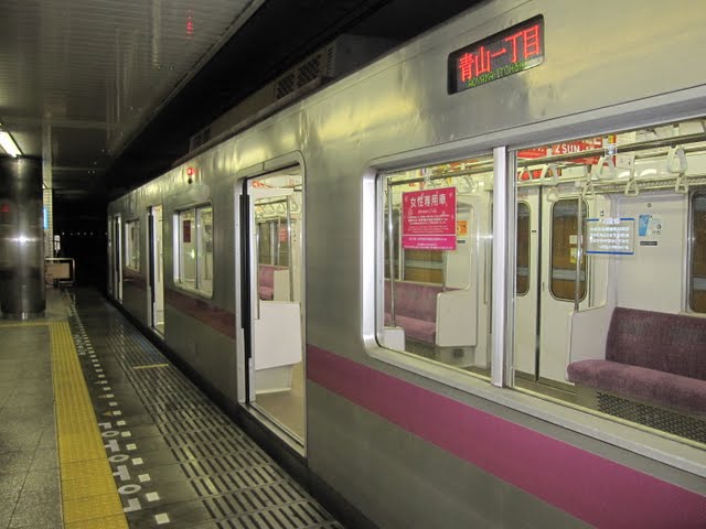 東京メトロ半蔵門線　青山一丁目行き　8000系(終電運行)