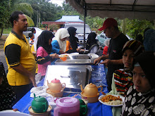 2009: Jamuan di rumah Abg Johan