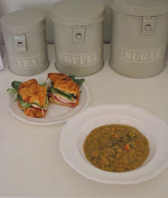 The Grower's Daughter: Fog As Thick As Pea Soup