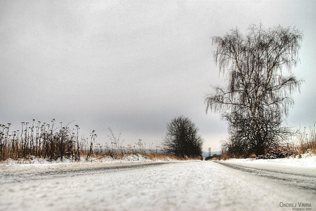 [Winter_airport.jpg]