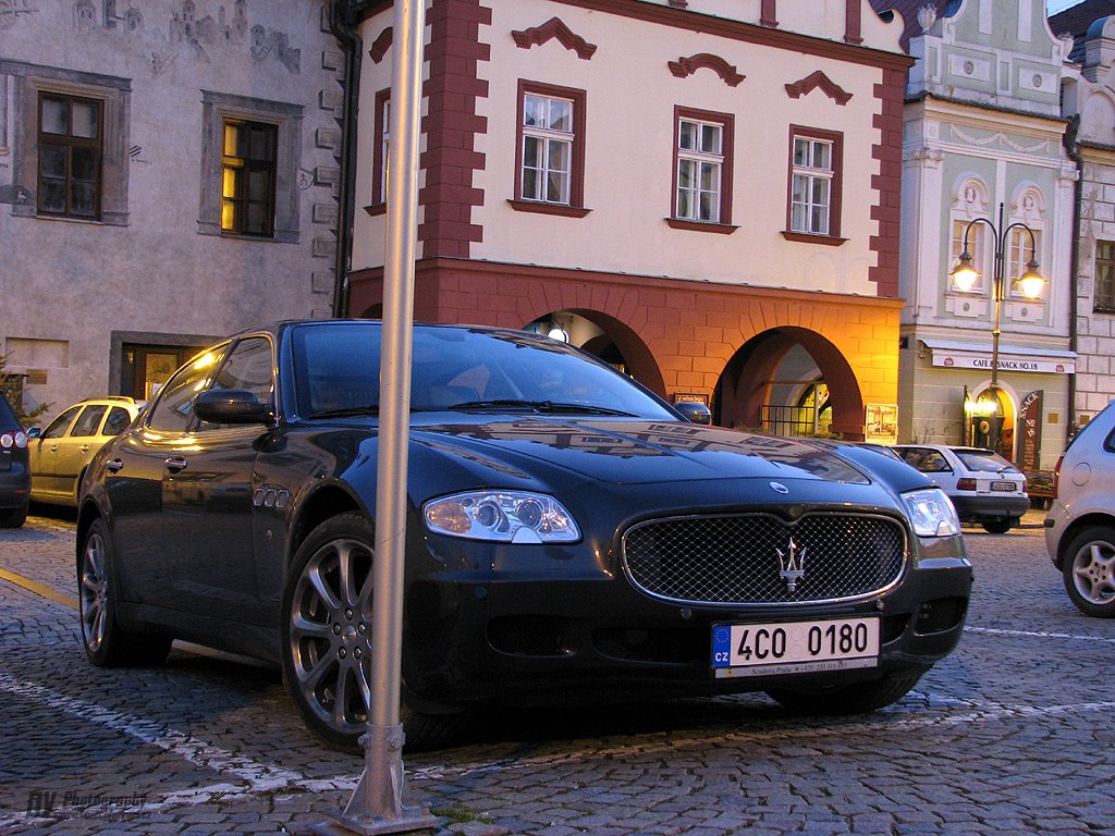 [Maserati-Quattroporte-17.3.2009.jpg]