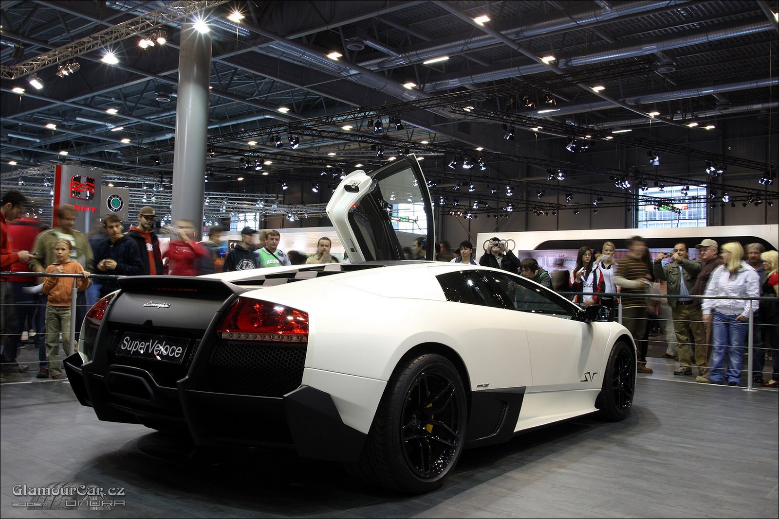 [Brno-6.6.09-039.jpg]