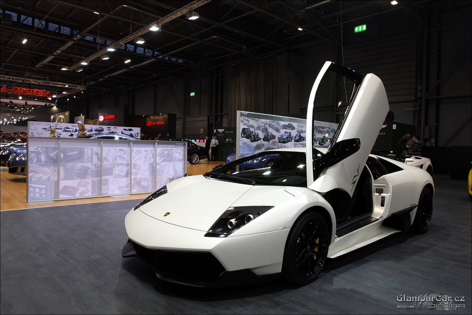 [Brno-6.6.09-040.jpg]