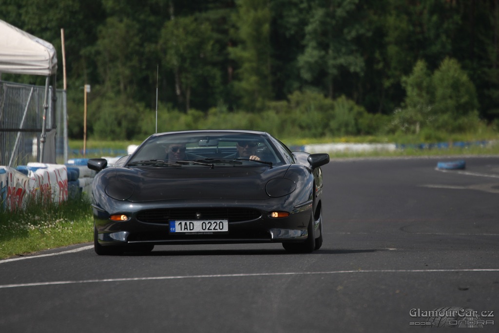 [Jag_Challenge_29.6.2009-020.jpg]