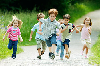 [kids_running[1].jpg]