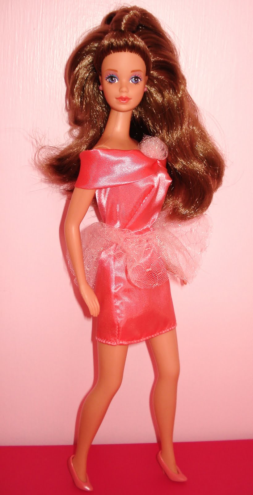 Barbie V's Jem: 1992 - Special Expressions Barbie (Whitney)