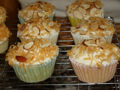almond cupcakes