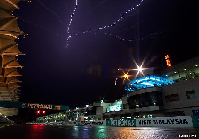 [Malaysia_Thunder.jpg]