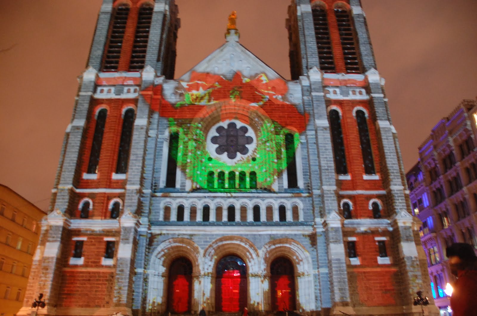 Quoi de neuf à Québec ?: Saint-Roch et le Noël du futur