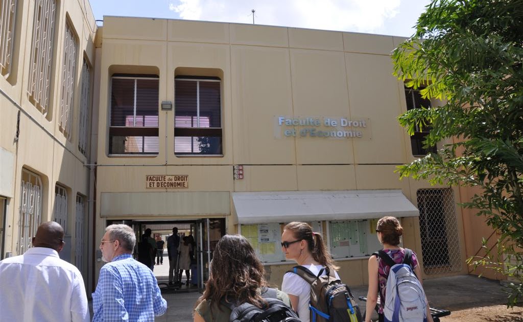 "Putdelimeindecoconut..." University of the Antilles and Guyana