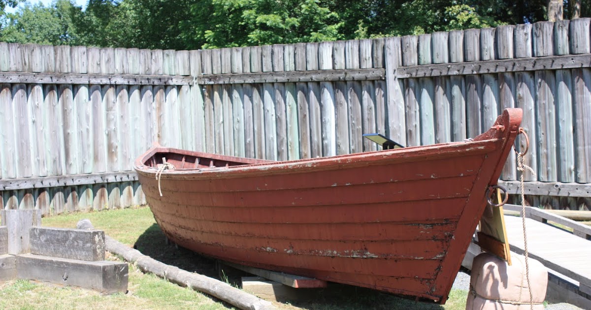 Fur Trade Family History The Hudson's Bay Company boats west of the