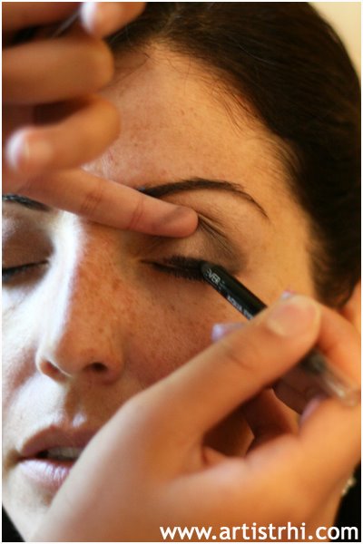 [eyeliner1.jpg]