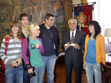 MAYOR OF CAGLIARI RECEIVES SPANISH STUDENTS