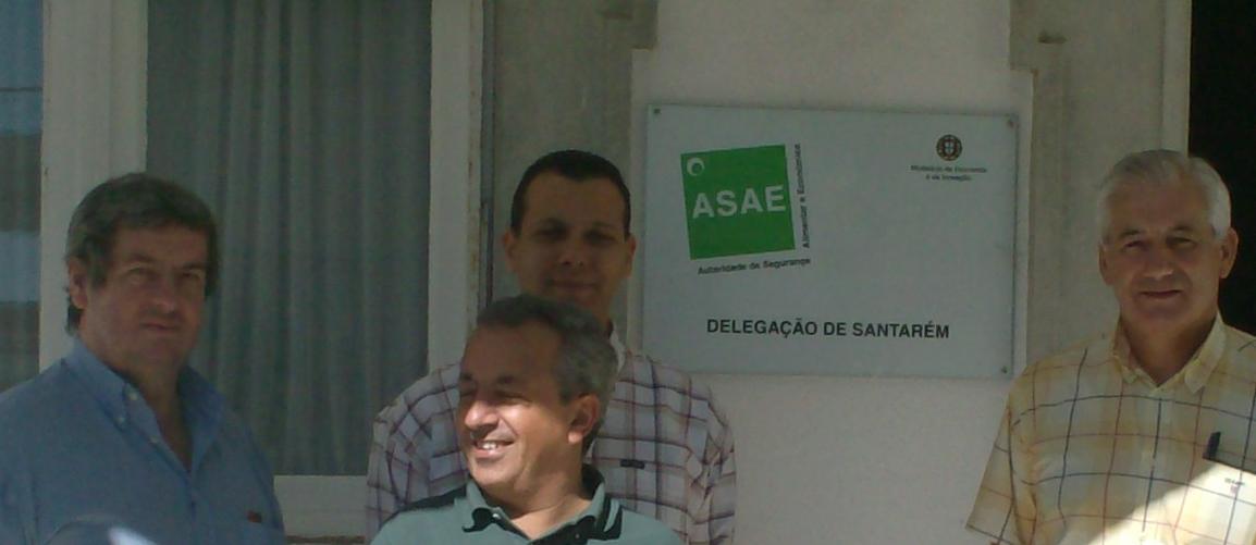 [blog+sant.JPG]